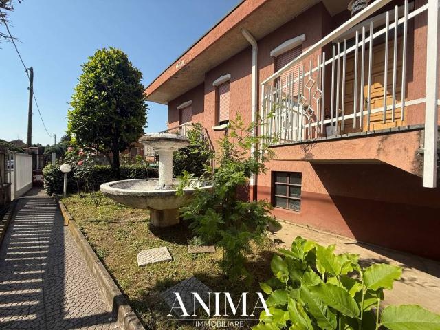 Villa Indipendente in vendita a Zona Omogenea Milano Nord, Paderno Dugnano