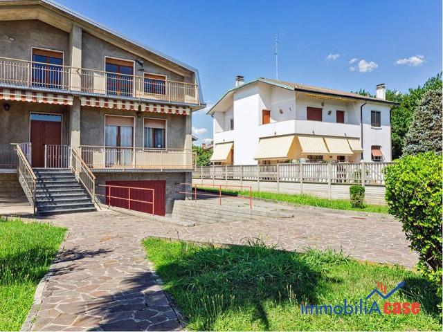 Villa Indipendente in vendita a Zona Omogenea Milano Nord, Paderno Dugnano