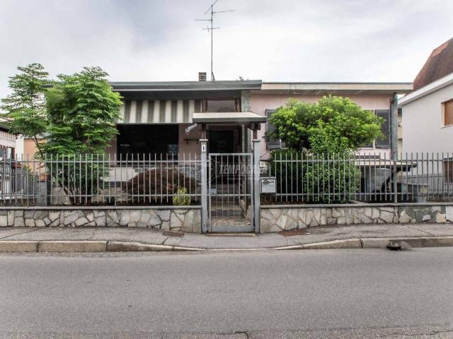 Villa Indipendente in vendita a Zona Omogenea Milano Nord, Paderno Dugnano