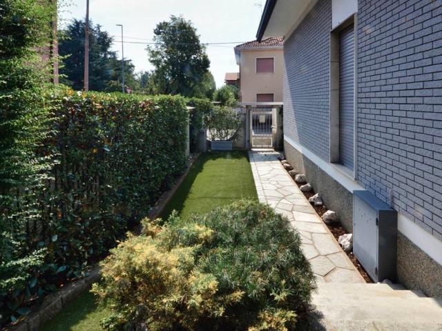 Villa Indipendente in vendita a Zona Omogenea Milano Nord, Paderno Dugnano