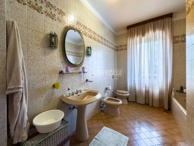 Villa Indipendente in vendita a Zona Omogenea Milano Nord, Paderno Dugnano