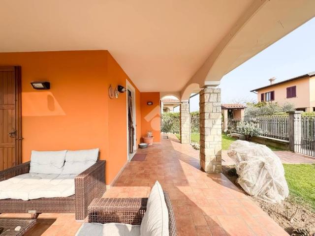 Villa Indipendente in vendita a Paderno Franciacorta, Lombardia