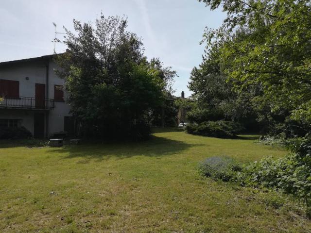 Villa Indipendente in vendita a Ossolaro, Paderno Ponchielli