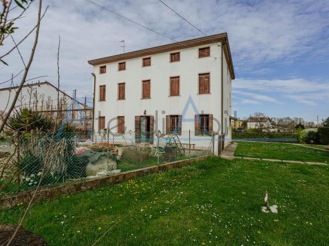 Villa Indipendente in vendita a Paltana, Padova