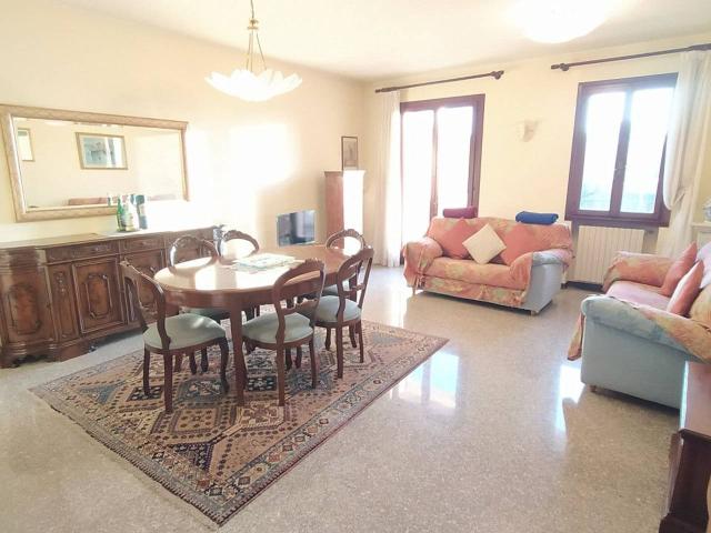 Villa Indipendente in vendita a Paltana, Padova
