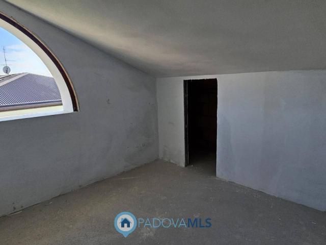 Villa Indipendente in vendita a Legnaro, Veneto