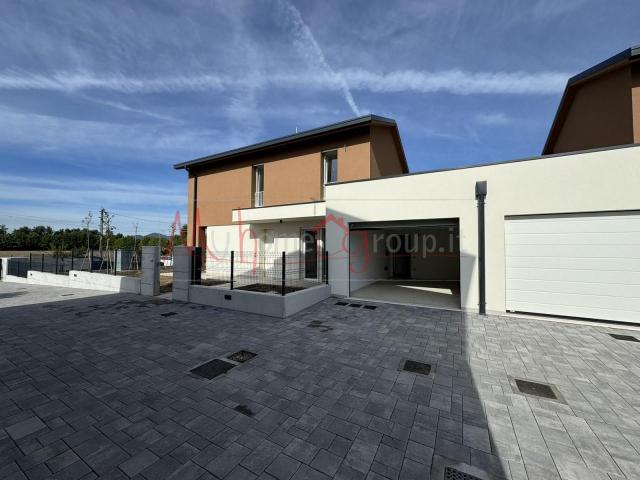 Villa Indipendente in vendita a Padova, Veneto