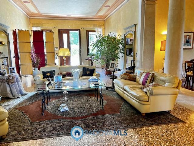 Villa Indipendente in vendita a Padova