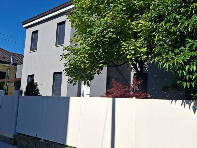 Villa Indipendente in vendita a Stanga, Padova