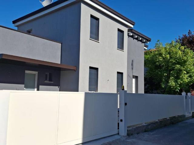Villa Indipendente in vendita a Stanga, Padova
