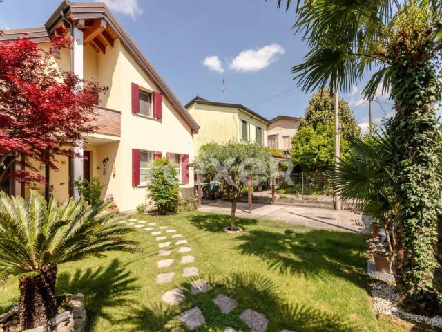 Villa Indipendente in vendita a Padova