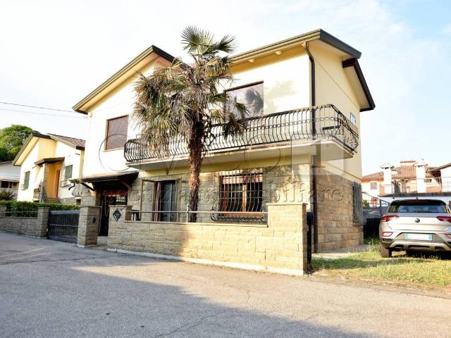 Villa Indipendente in vendita a Mandria, Padova