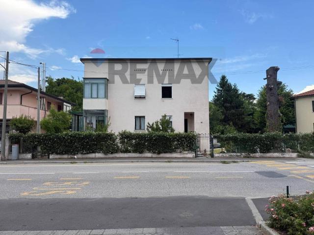 Villa Indipendente in vendita a Stanga, Padova