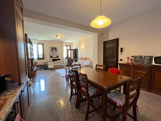 Villa Indipendente in vendita a Padova