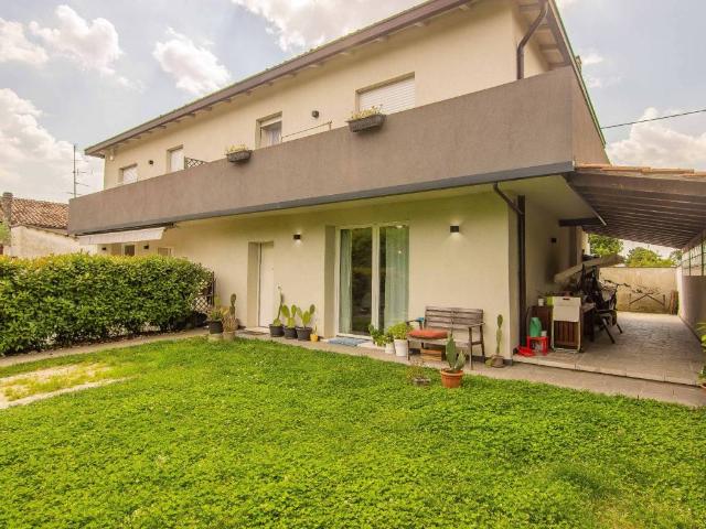 Villa Indipendente in vendita a Voltabarozzo, Padova