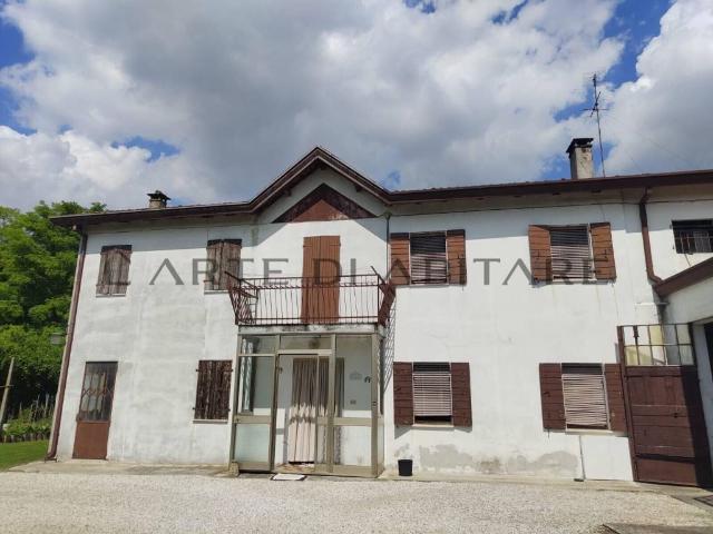 Villa Indipendente in vendita a Altichiero, Padova