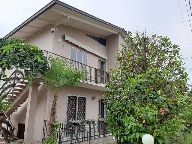 Villa Indipendente in vendita a Padova