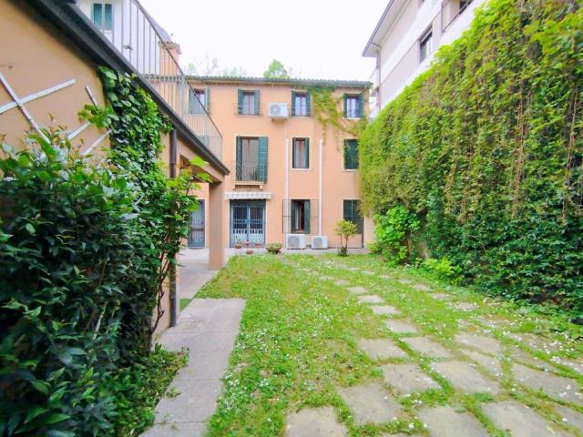 Villa Indipendente in vendita a Forcellini, Padova