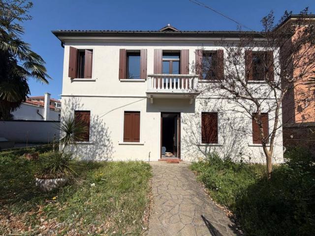 Villa Indipendente in vendita a Stanga, Padova