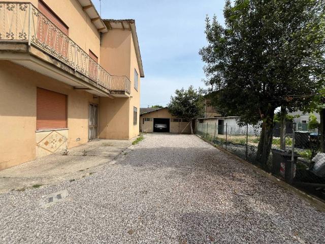 Villa Indipendente in vendita a Voltabarozzo, Padova