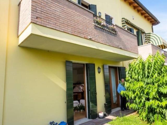 Villa Indipendente in vendita a Chiesanuova, Padova