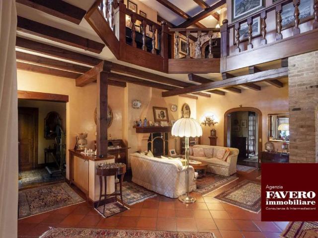 Villa Indipendente in vendita a Padova