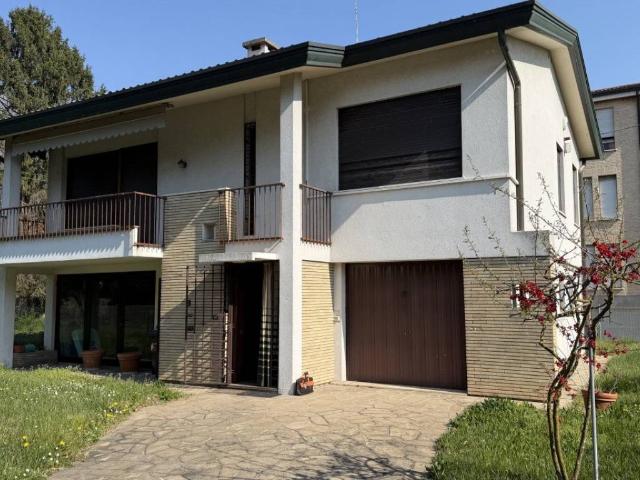 Villa Indipendente in vendita a Padova, Veneto