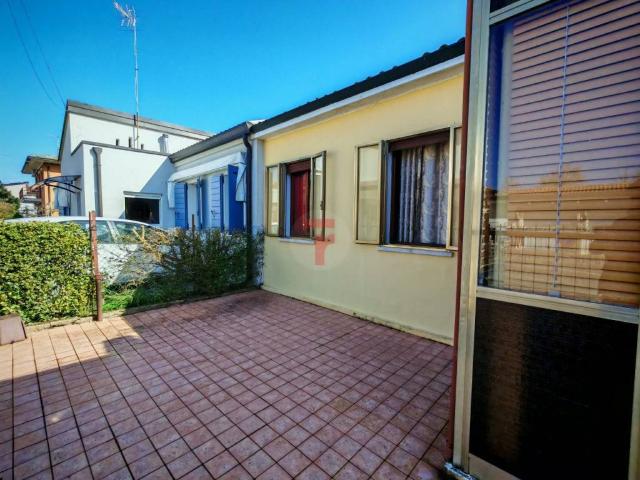 Villa Indipendente in vendita a Voltabarozzo, Padova