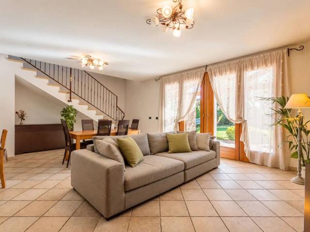Villa Indipendente in vendita a Ca' Miari, Padova