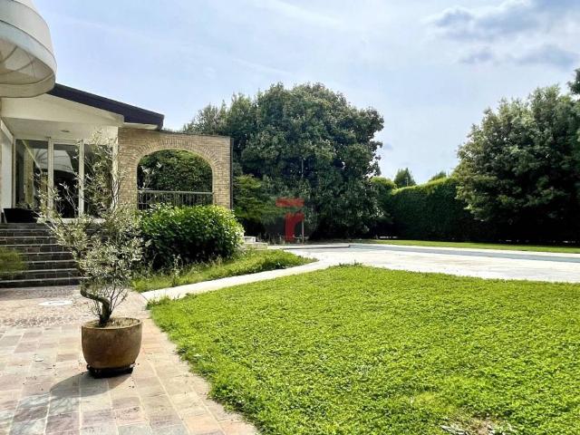 Villa Indipendente in vendita a Camin, Padova