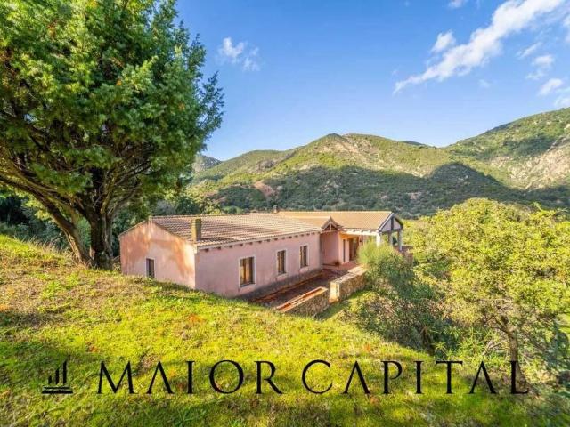 Villa Indipendente in vendita a Padru, Sardigna/Sardegna