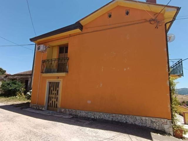 Villa Indipendente in vendita a Paduli, Campania