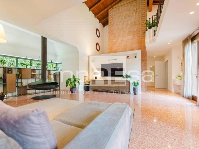 Villa Indipendente in vendita a Paese, Veneto