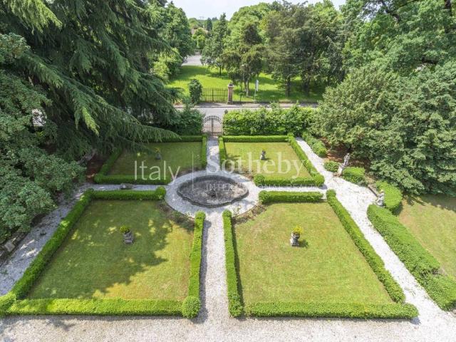 Villa Indipendente in vendita a Sovernigo, Paese