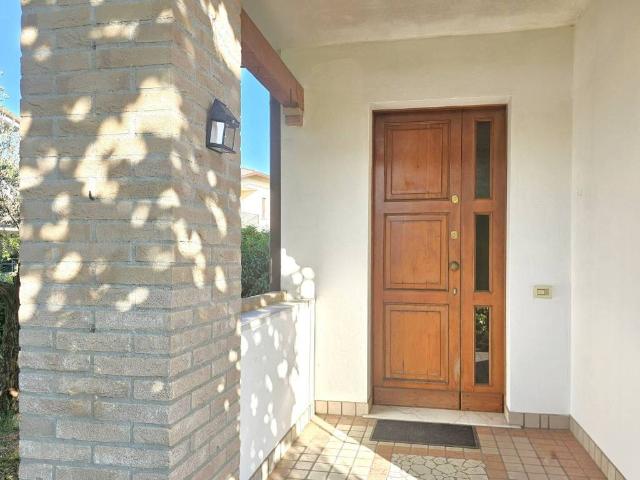 Villa Indipendente in vendita a Sovernigo, Paese