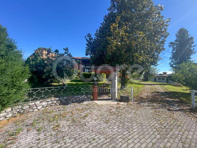 Villa Indipendente in vendita a Pagnacco, Friuli-Venezia Giulia