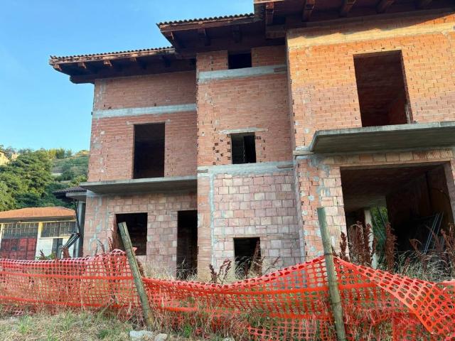 Villa Indipendente in vendita a Piemonte, Cuneo