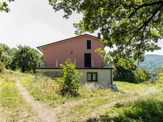 Villa Indipendente in vendita a Unione dei comuni del Distretto Ceramico, Palagano