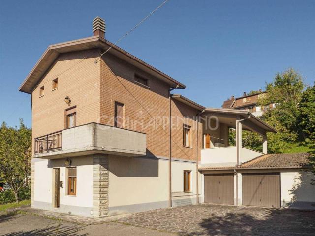 Villa Indipendente in vendita a Unione dei comuni del Distretto Ceramico, Palagano