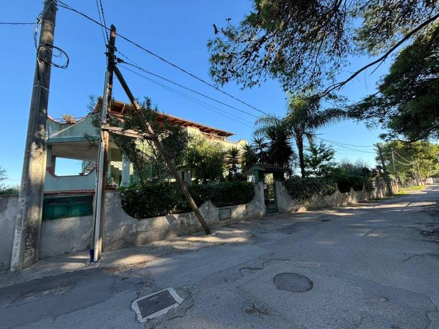 Villa Indipendente in vendita a Puglia, Taranto