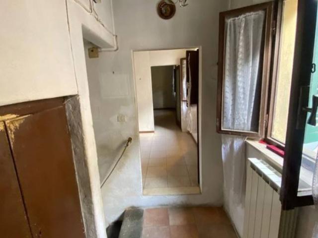 Villa Indipendente in vendita a Legoli, Toscana