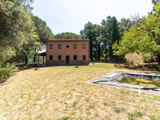 Villa Indipendente in vendita a Legoli, Toscana