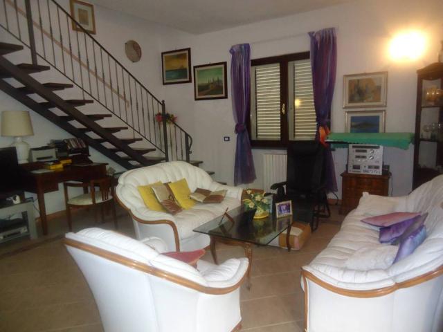 Villa Indipendente in vendita a Legoli, Toscana