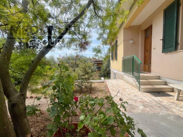 Villa Indipendente in vendita a Legoli, Toscana