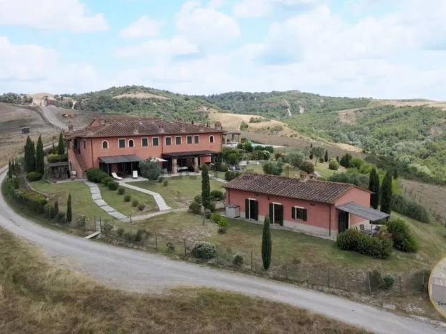 Villa Indipendente in vendita a Legoli, Toscana