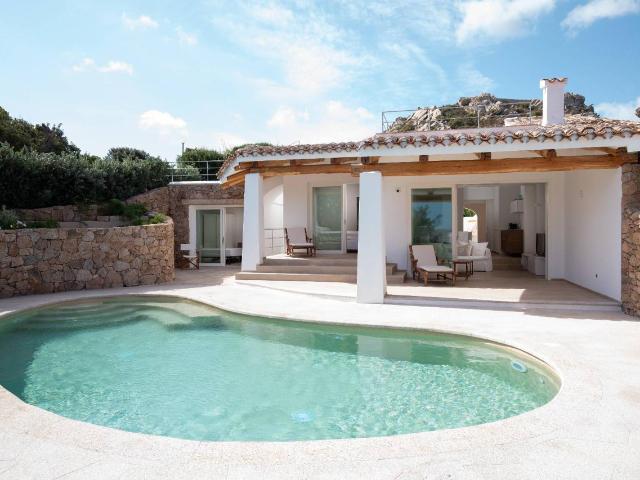 Villa Indipendente in vendita a Palau, Sardigna/Sardegna