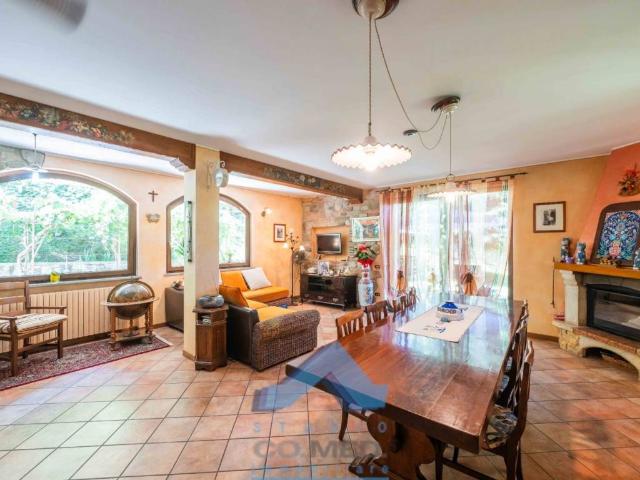 Villa Indipendente in vendita a Borghetto, Palazzago