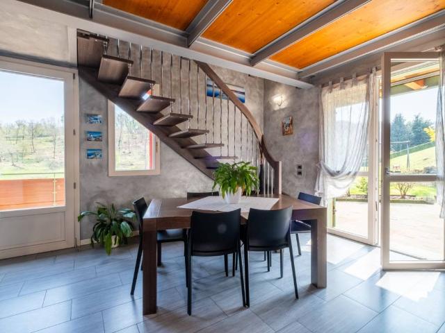 Villa Indipendente in vendita a Precornelli, Palazzago