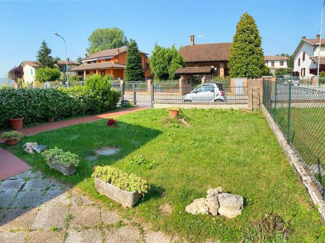 Villa Indipendente in vendita a Palazzo Pignano, Lombardia