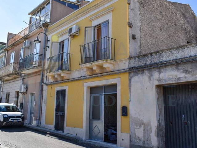 Villa Indipendente in vendita a Palazzolo Acreide, Sicilia